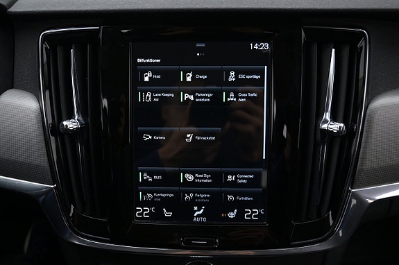 Volvo V90 16 of 27