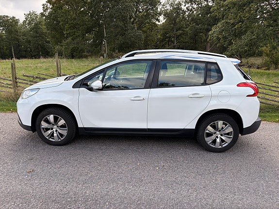 Peugeot 2008 2 of 12