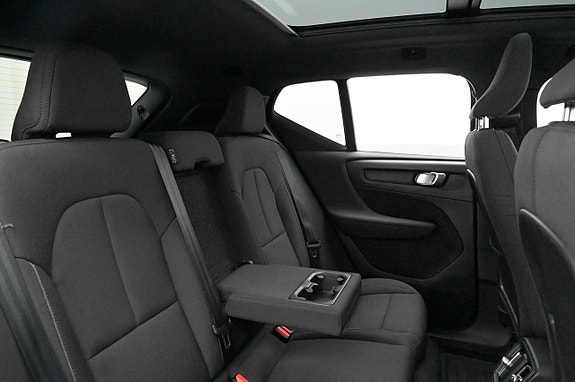Volvo XC40 23 of 27