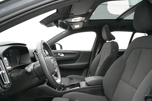 Volvo XC40 9 of 27