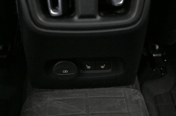 Volvo XC40 24 of 27