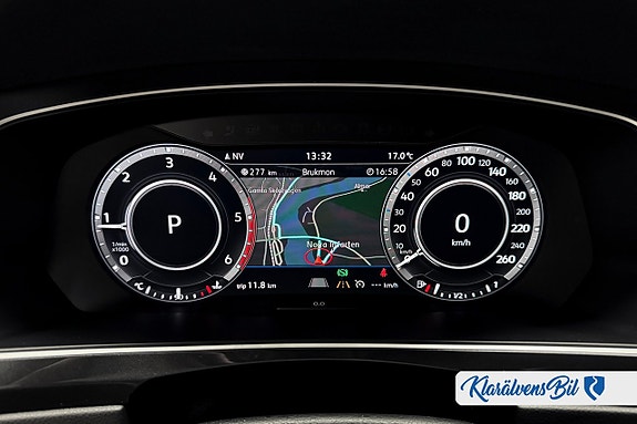 Volkswagen Tiguan 10 of 17