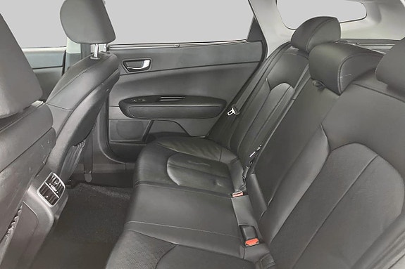 Kia Optima 9 of 21