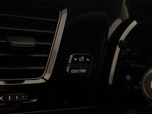 Lexus NX450h+ 23 of 30