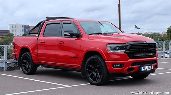 Dodge RAM 1500 2 of 23