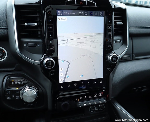 Dodge RAM 1500 15 of 23