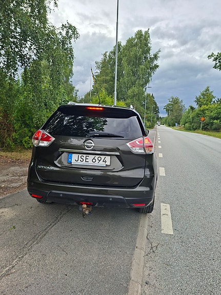 Nissan X-Trail 2 of 19