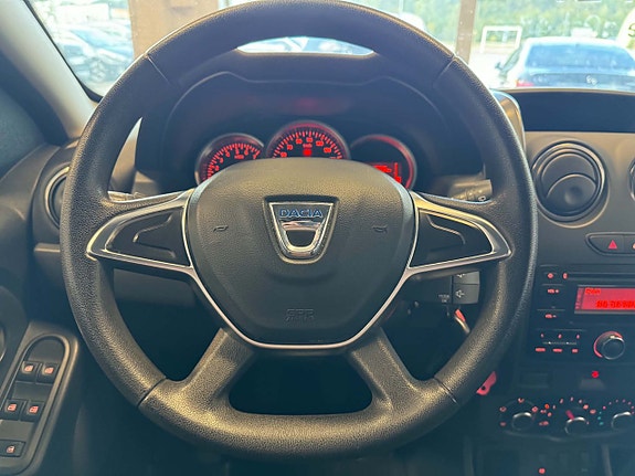 Dacia Duster 17 of 23