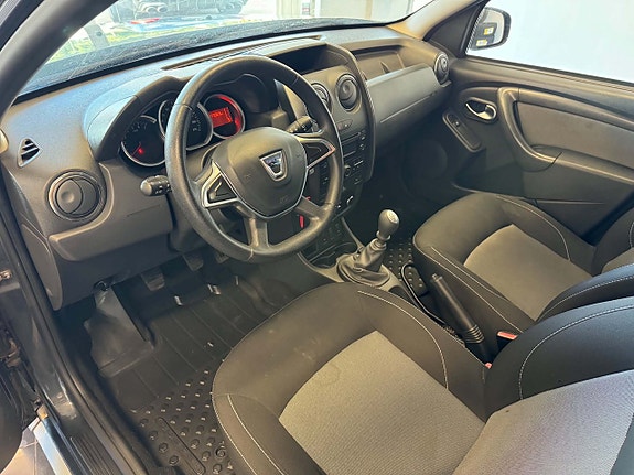 Dacia Duster 11 of 23