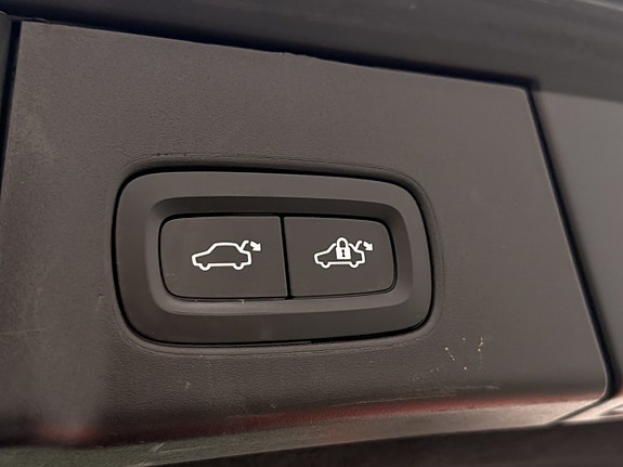 Volvo V90 Cross Country 12 of 30