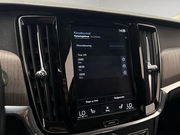 Volvo V90 Cross Country 27 of 30