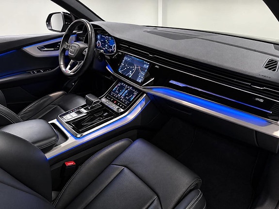 Audi Q8 20 of 22