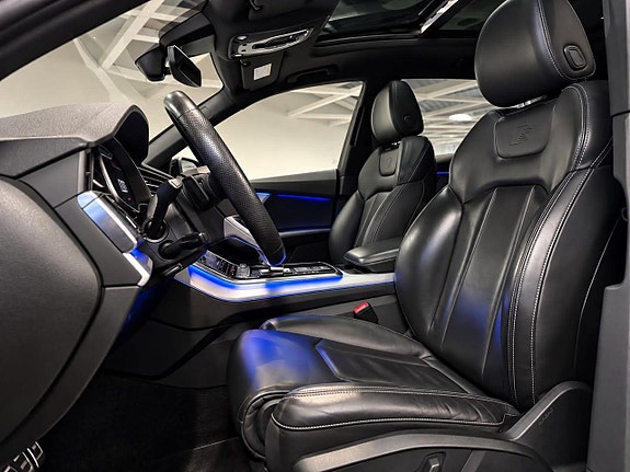 Audi Q8 16 of 22