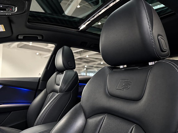 Audi Q8 17 of 22