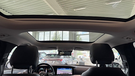 Mercedes-Benz E220 d 9 of 21
