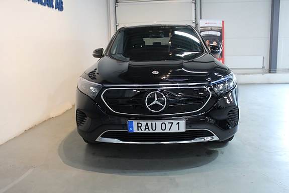 Mercedes-Benz EQB250+ 5 of 24