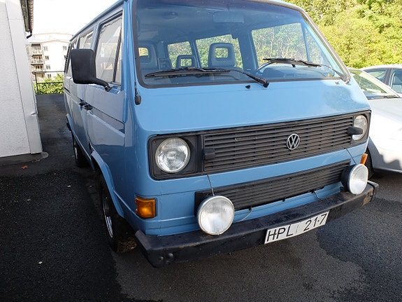 Volkswagen Transporter 2 of 15