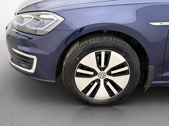 Volkswagen Golf I 30 of 30