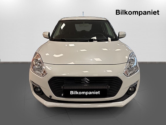 Suzuki Swift 2 of 14