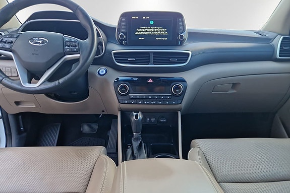 Hyundai Tucson 6 of 15