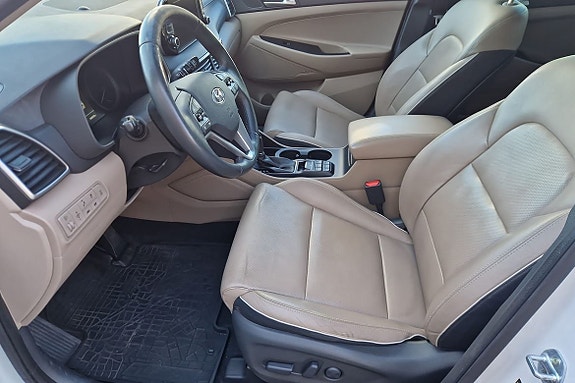 Hyundai Tucson 4 of 15