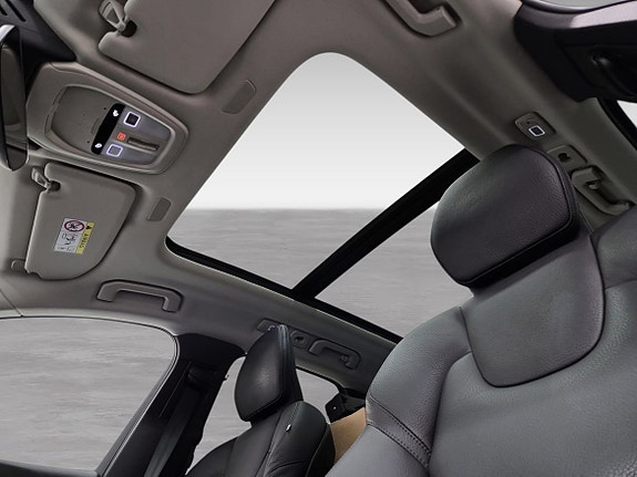 Volvo XC60 16 of 18