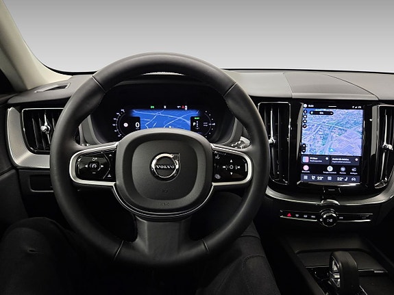 Volvo XC60 8 of 18