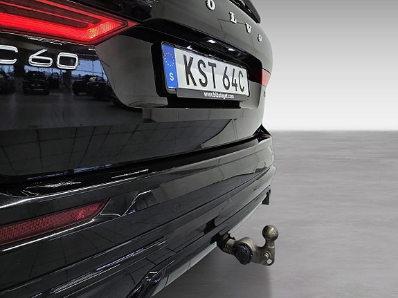 Volvo XC60 6 of 18