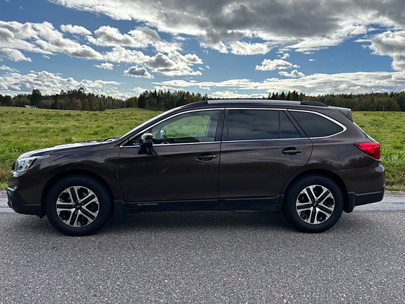 Subaru Outback 4 of 27