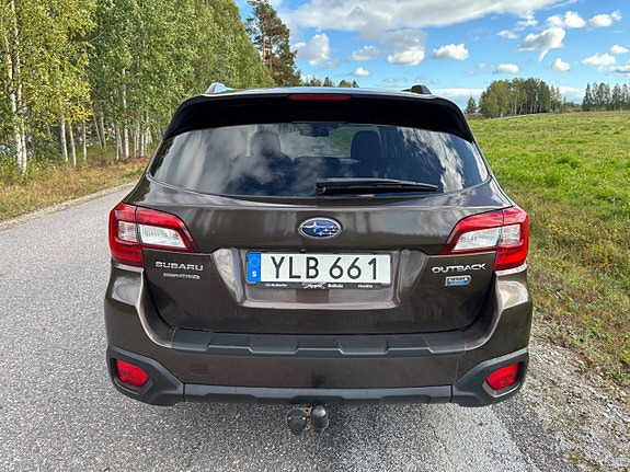 Subaru Outback 6 of 27
