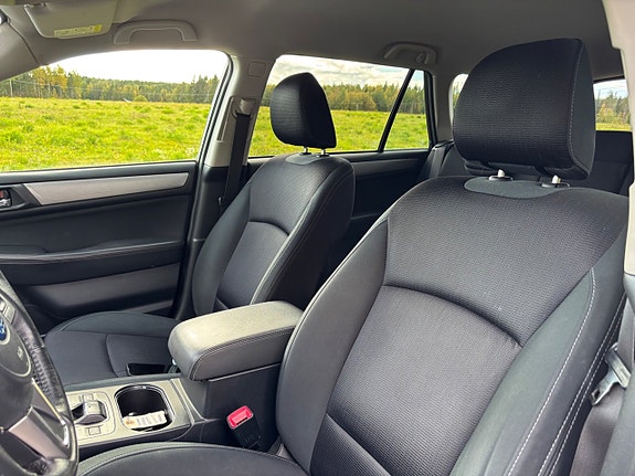 Subaru Outback 15 of 27