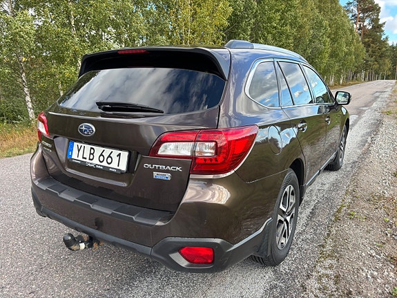 Subaru Outback 7 of 27