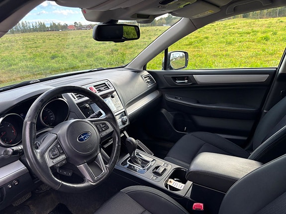 Subaru Outback 16 of 27