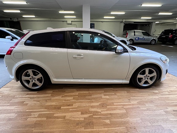 Volvo C30 3 of 18
