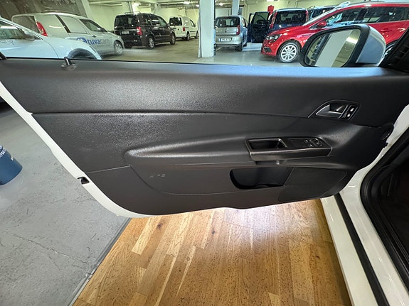 Volvo C30 15 of 18