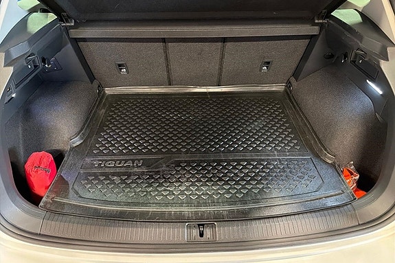 Volkswagen Tiguan 9 of 25