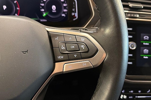 Volkswagen Tiguan 18 of 25