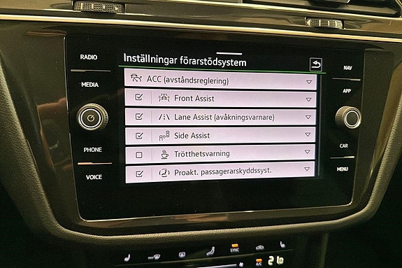 Volkswagen Tiguan 21 of 25