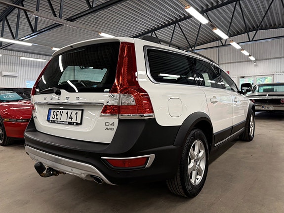 Volvo XC70 4 of 9