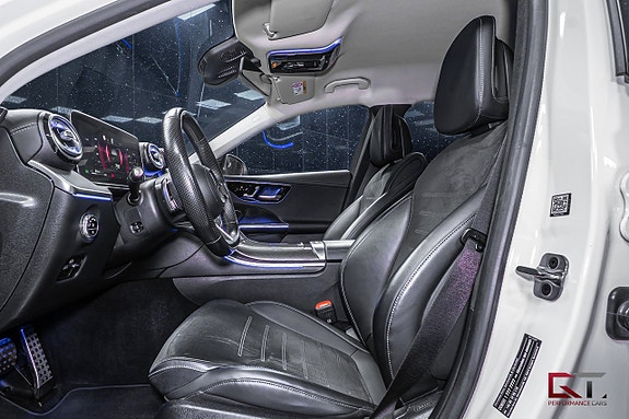 Mercedes-Benz C220 13 of 18