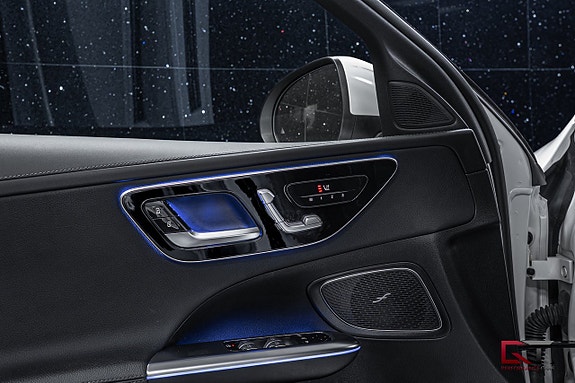 Mercedes-Benz C220 8 of 18