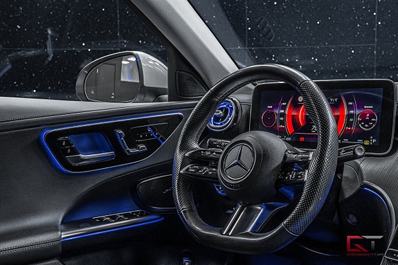 Mercedes-Benz C220 17 of 18