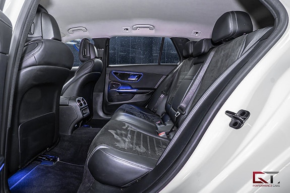 Mercedes-Benz C220 16 of 18