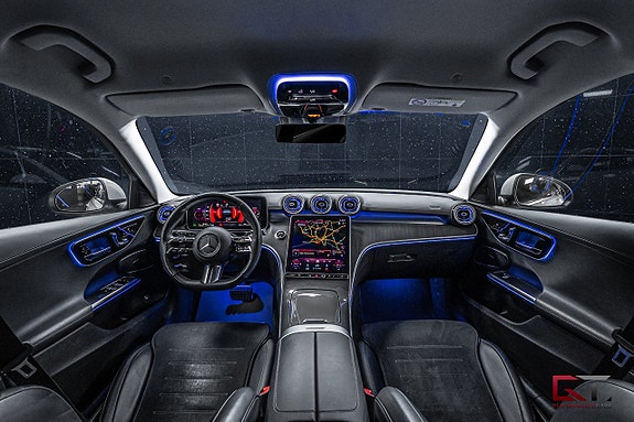 Mercedes-Benz C220 14 of 18