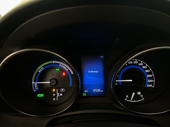 Toyota Auris 20 of 28