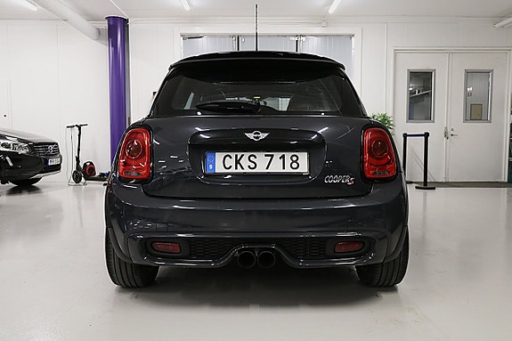 MINI Cooper S 5 of 20