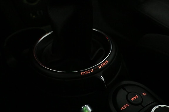 MINI Cooper S 15 of 20