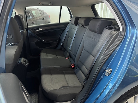 Volkswagen Golf I 21 of 25