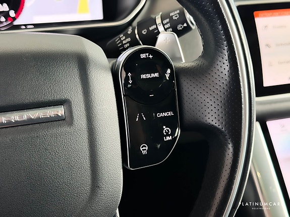 Land Rover Range Rover Sport 18 of 21