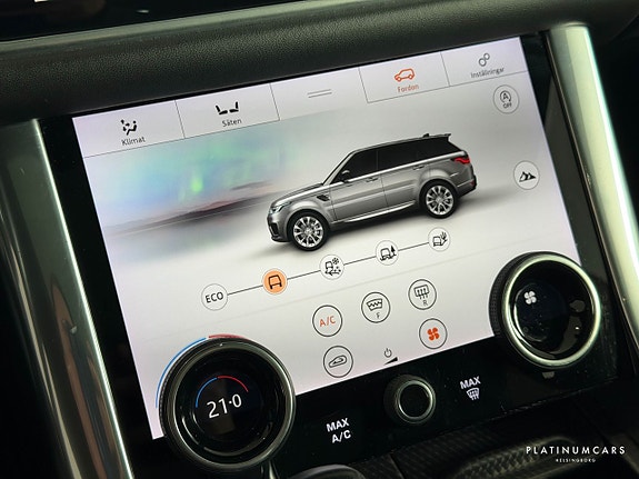 Land Rover Range Rover Sport 14 of 21